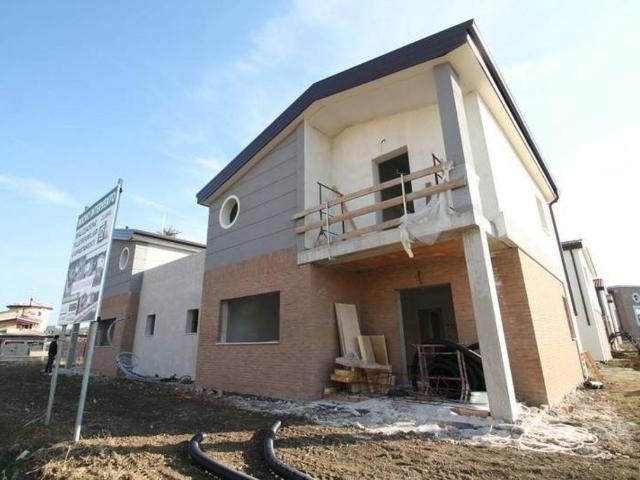 Villa Indipendente in vendita a Unione dei comuni Valli del Reno, Lavino e Samoggia, Ziribega