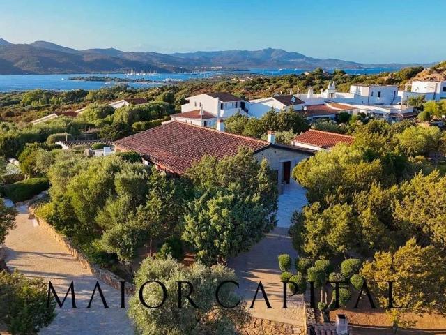 Villa Indipendente in vendita a Rudalza, San Pantaleo