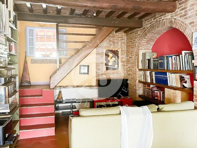 Villa Indipendente in vendita a Altopascio, Toscana