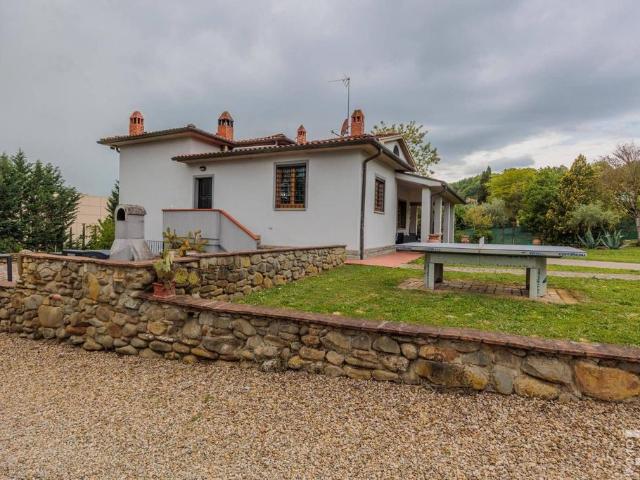 Villa Indipendente in vendita a Terranuova Bracciolini, Toscana