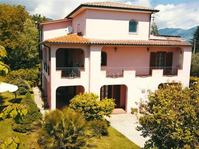 Villa Indipendente in vendita a San Bartolomeo, Cassino