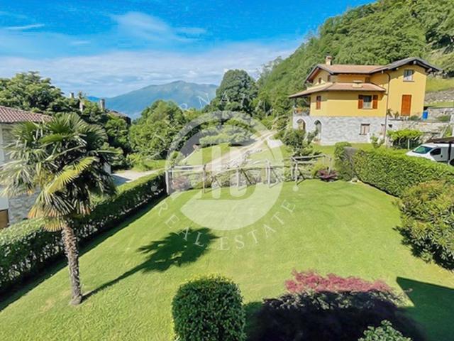 Villa Indipendente in vendita a Sorico, Lombardia