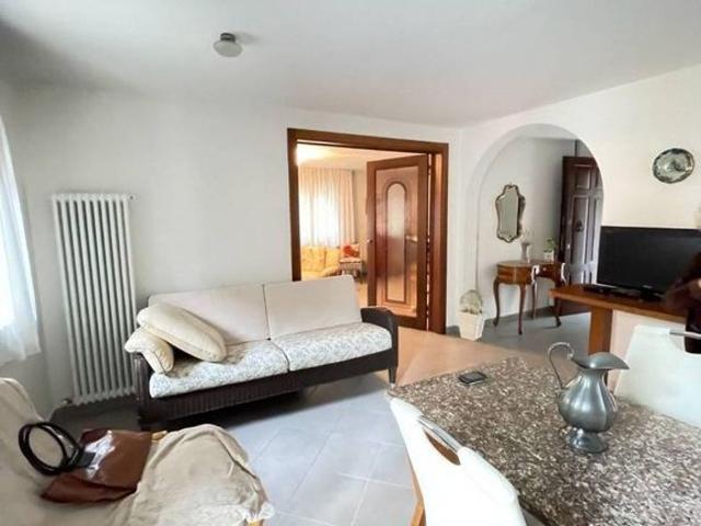 Villa Indipendente in vendita a Punta Marina Terme, Ravenna