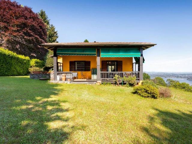 Villa Indipendente in vendita a Piemonte, Novara