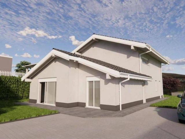 Villa Indipendente in vendita a Comunità Montana del Piambello, Lavena Ponte Tresa