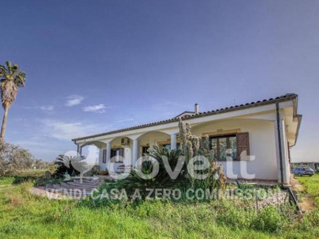 Villa Indipendente in vendita a Carmiano, Lecce