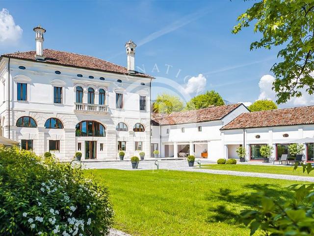 Villa Indipendente in vendita a Zoldo Alto, Veneto