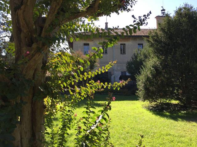Villa Indipendente in vendita a Unione dei Comuni I Fontanili, Zibido San Giacomo