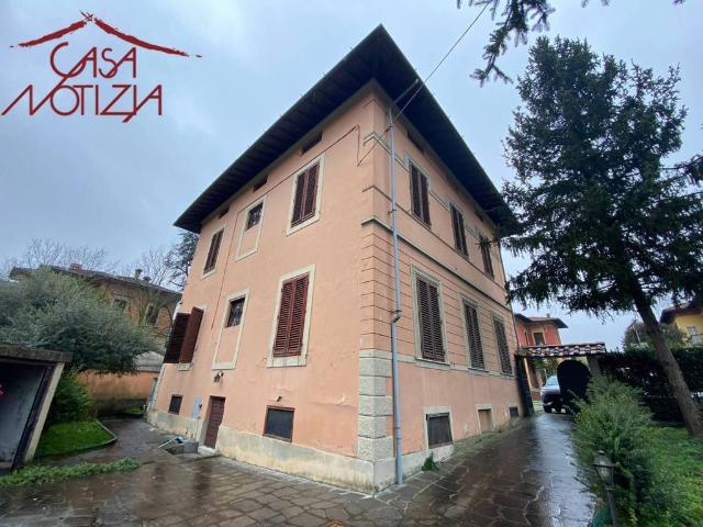 Villa Indipendente in vendita a Sant'Anna, Bagni Di Lucca Ponte