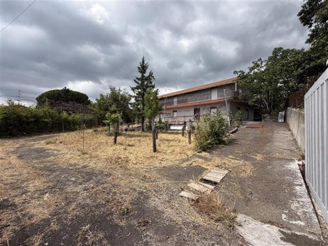 Villa Indipendente in vendita a Tarderia, Pedara