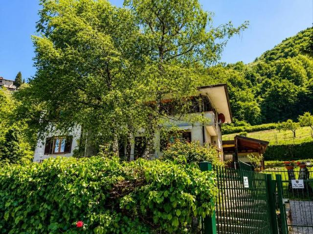 Villa Indipendente in vendita a Bologna, Perledo