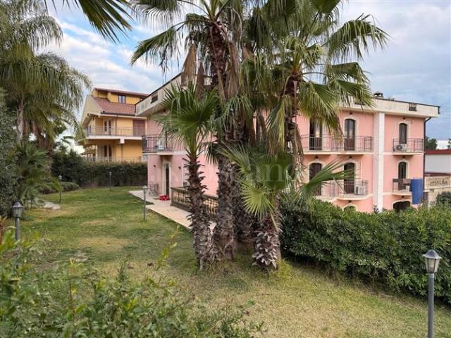 Villa Indipendente in vendita a San Gregorio Di Catania, Sicilia