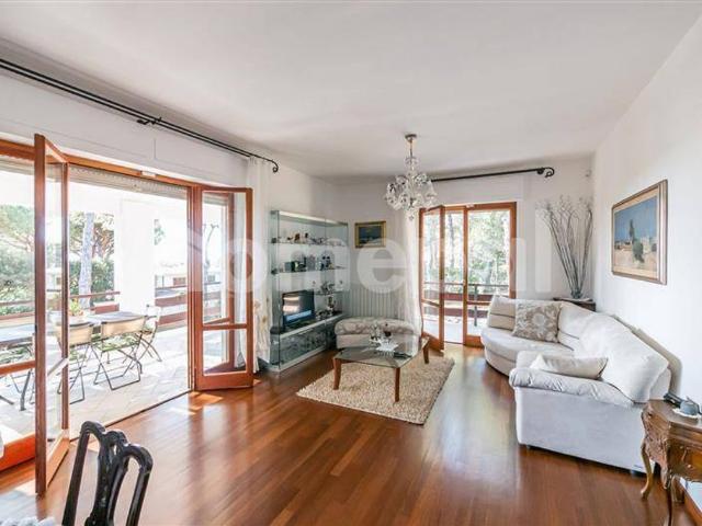 Villa Indipendente in vendita a Quercianella, Livorno