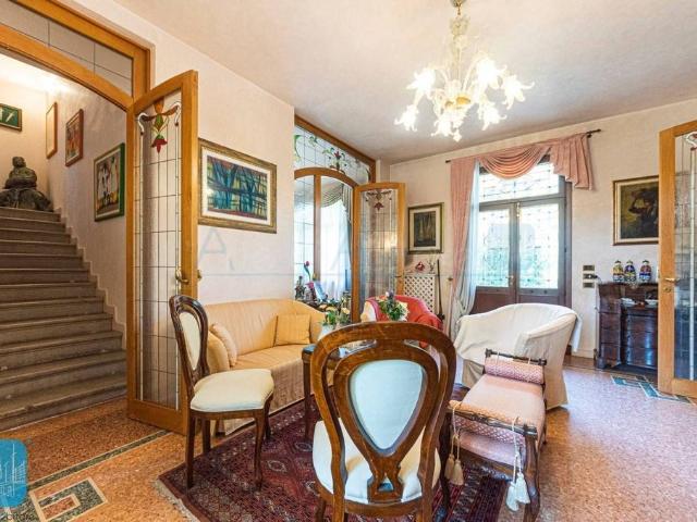 Villa Indipendente in vendita a Noventa Padovana, Padova