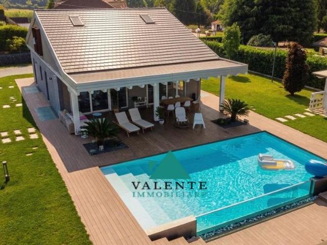 Villa Indipendente in vendita a Torresina, Roma Capitale