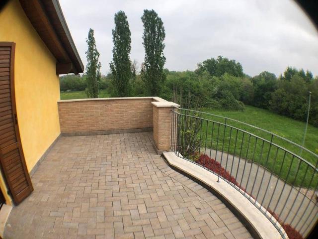 Villa Indipendente in vendita a Modena, Reggio Emilia