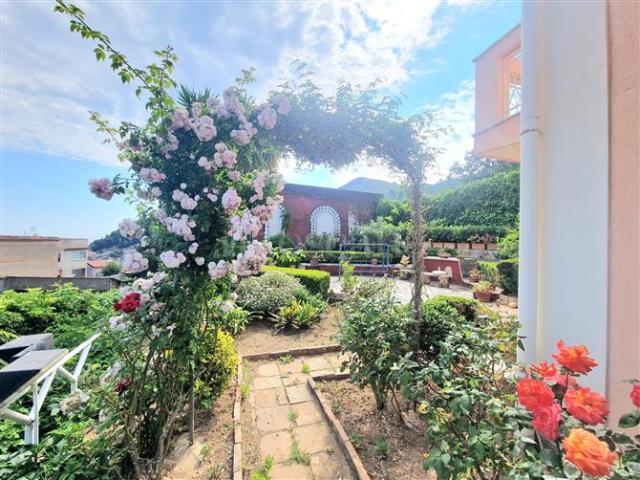 Villa Indipendente in vendita a Altofonte, Sicilia