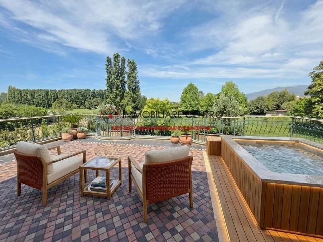 Villa Indipendente in vendita a Tonfano, Toscana