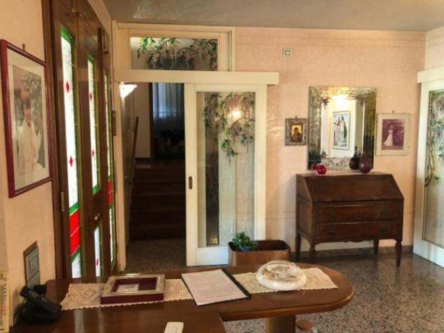 Villa Indipendente in vendita a Perarolo, Vigonza