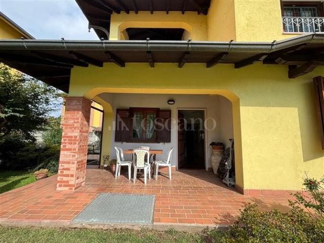 Villa Indipendente in vendita a Busto Arsizio, Lombardia