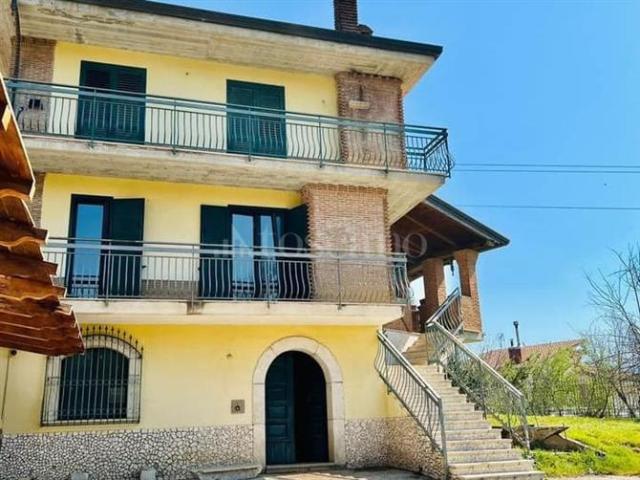 Villa Indipendente in vendita a Santa Maria delle Grazie, Avellino