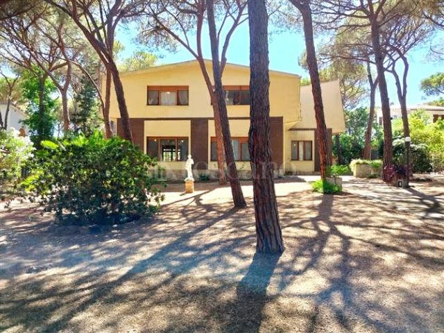 Villa Indipendente in vendita a Comunione La Perla Marina, Pula