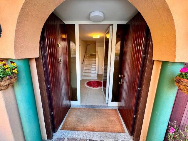 Villa Indipendente in vendita a Rozzano, Lombardia