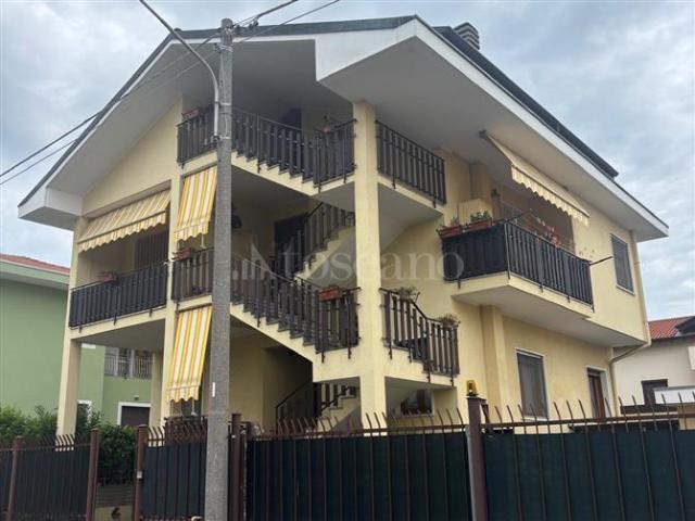 Villa Indipendente in vendita a Solbiate Olona, Lombardia