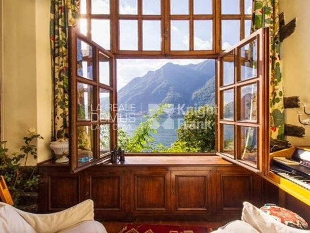 Villa Indipendente in vendita a Pognana Lario, Lombardia
