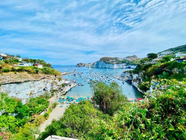 Villa Indipendente in vendita a Ponza, Lazio