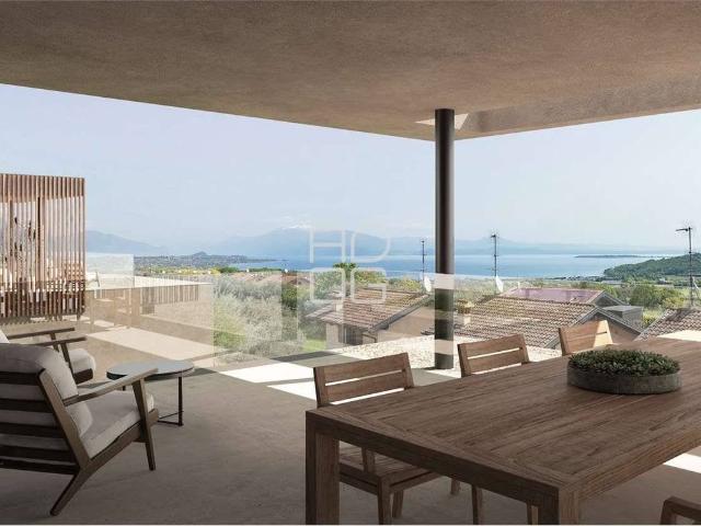 Villa Indipendente in vendita a Lonato, Brescia