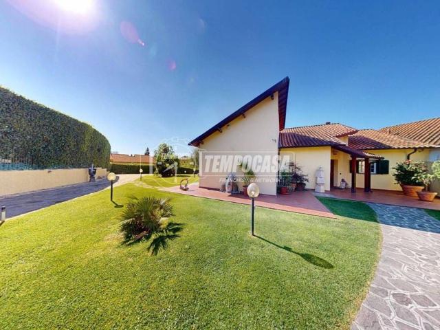 Villa Indipendente in vendita a Cisano Sul Neva, Liguria