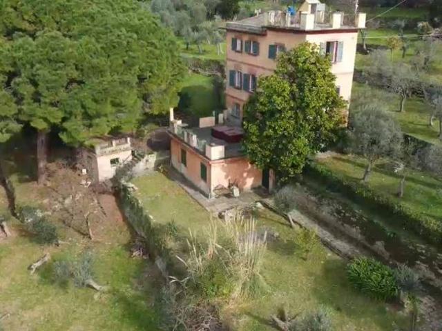 Villa Indipendente in vendita a Migliaro, Camogli
