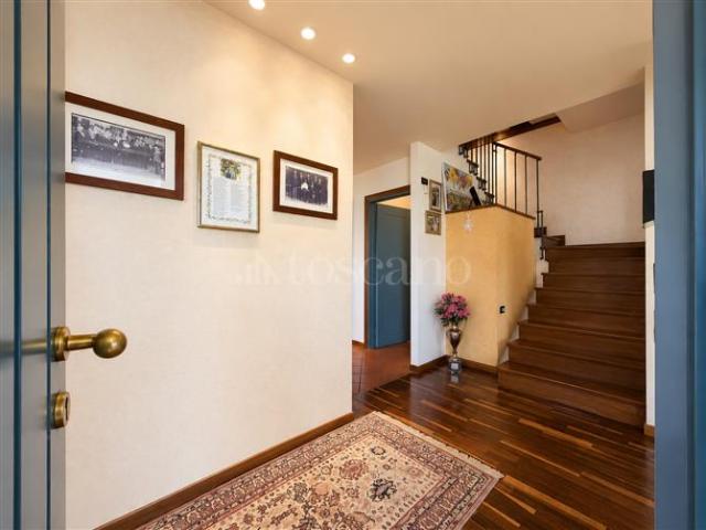 Villa Indipendente in vendita a Lugana, Sirmione