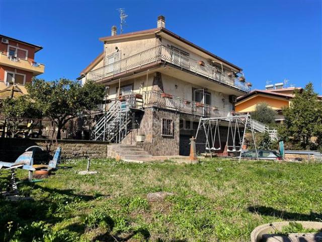 Villa Indipendente in vendita a Municipio Roma IX, Roma Capitale