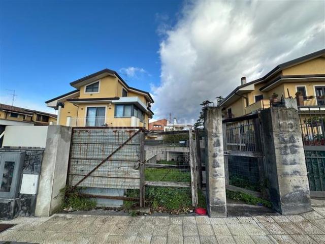 Villa Indipendente in vendita a Valverde, Sicilia