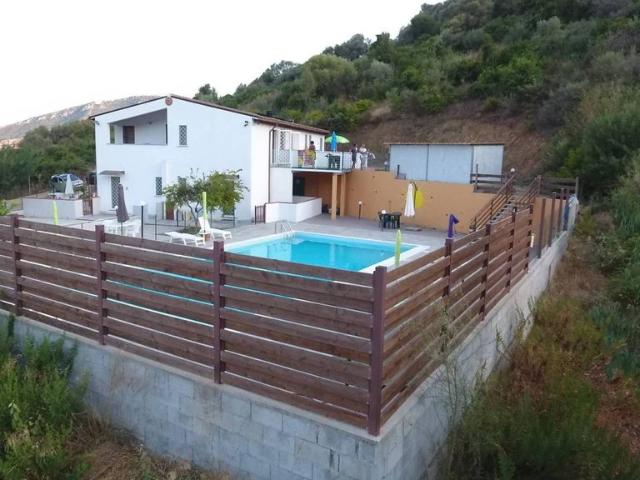 Villa Indipendente in vendita a Torpè, Sardigna/Sardegna