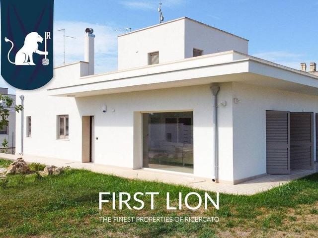 Villa Indipendente in vendita a Puglia, Lecce