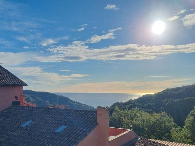 Villa Indipendente in vendita a Calvisio, Finale Ligure