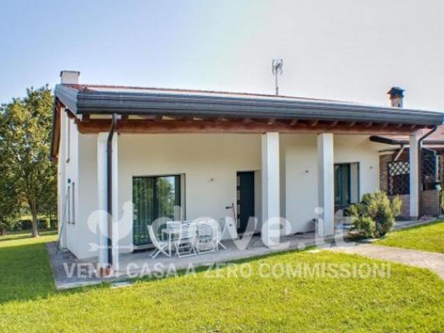 Villa Indipendente in vendita a Rubano, Veneto