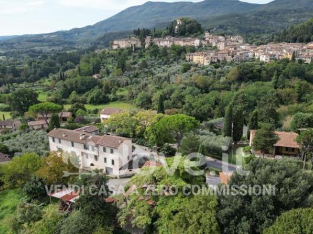 Villa Indipendente in vendita a Cetona, Toscana