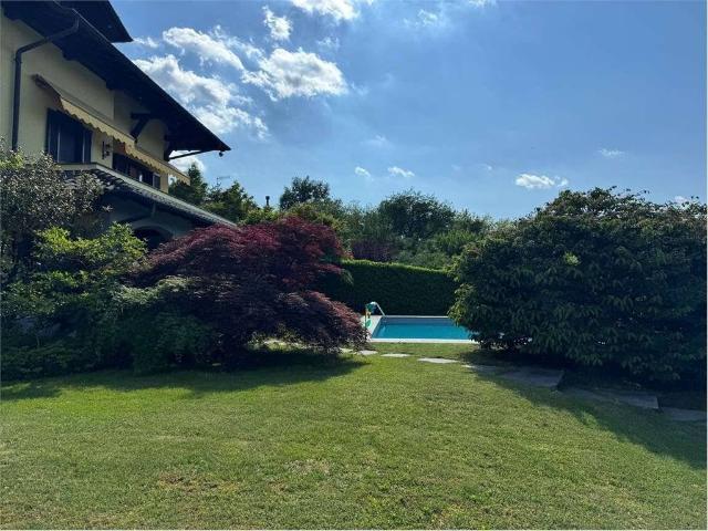 Villa Indipendente in vendita a Bodio Lomnago, Lombardia