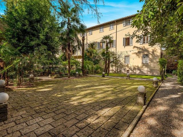 Villa Indipendente in vendita a Sant'Anna, Bagni Di Lucca Ponte