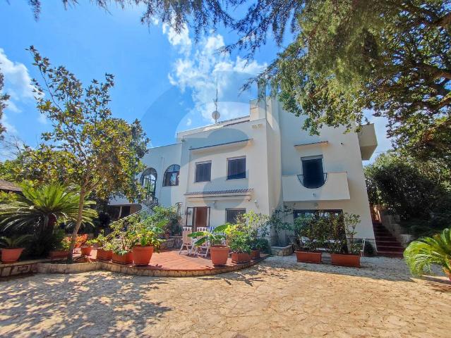 Villa Indipendente in vendita a Puglia, Bari