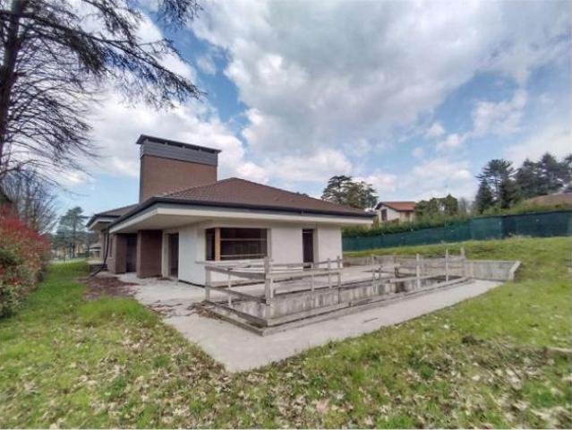 Villa Indipendente in vendita a Missaglia, Lombardia