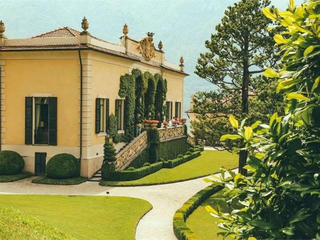 Villa Indipendente in vendita a Sant'Agostino esterna-Porta Castello, Re