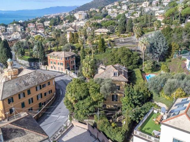 Villa Indipendente in vendita a Levante, Serra Riccò
