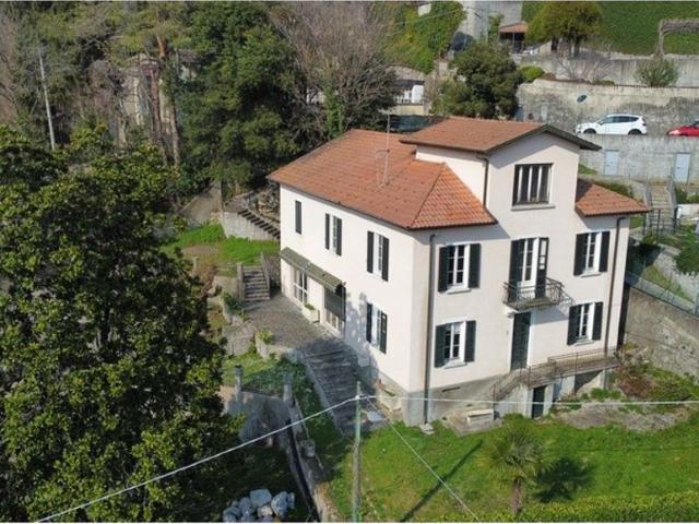 Villa Indipendente in vendita a Gentrino, Cernobbio