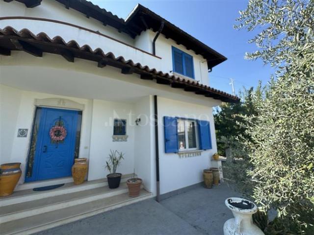 Villa Indipendente in vendita a Casteltermini, Sicilia
