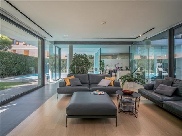 Villa Indipendente in vendita a Colline Matildiche, Re